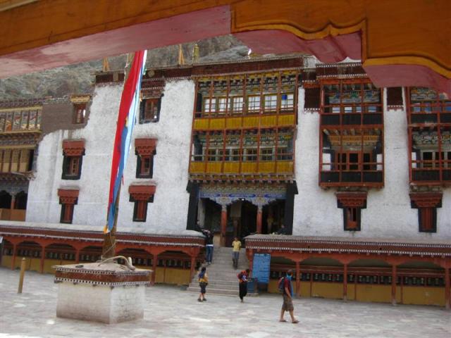  Hemis Monastry is the largest Monastry in Ladakh with around 500 lamas. We stayed in a local homestay in the village.
