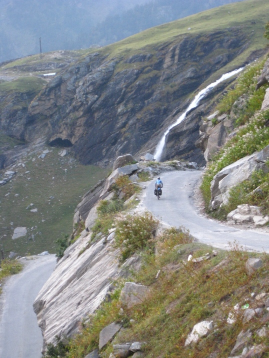 The Rohtang descent was an incredible 2km from 4000m to 2000m in 50km